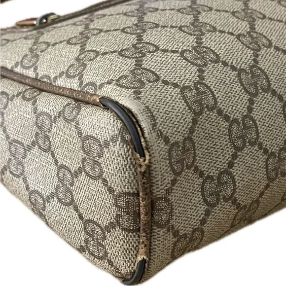 Gucci Micro GG Supreme Vintage Bag - Picture 6 of 11